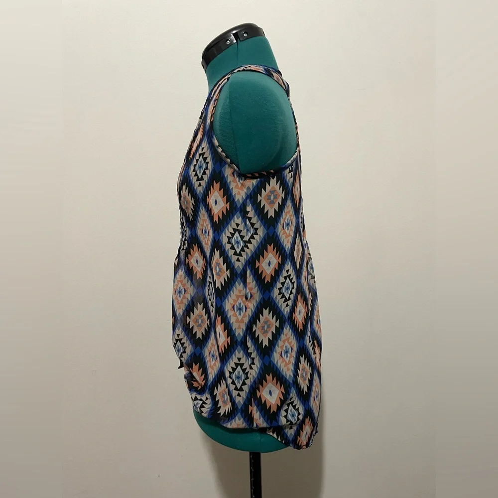 No boundaries button up sleeveless blouse tank top - Picture 2 of 9